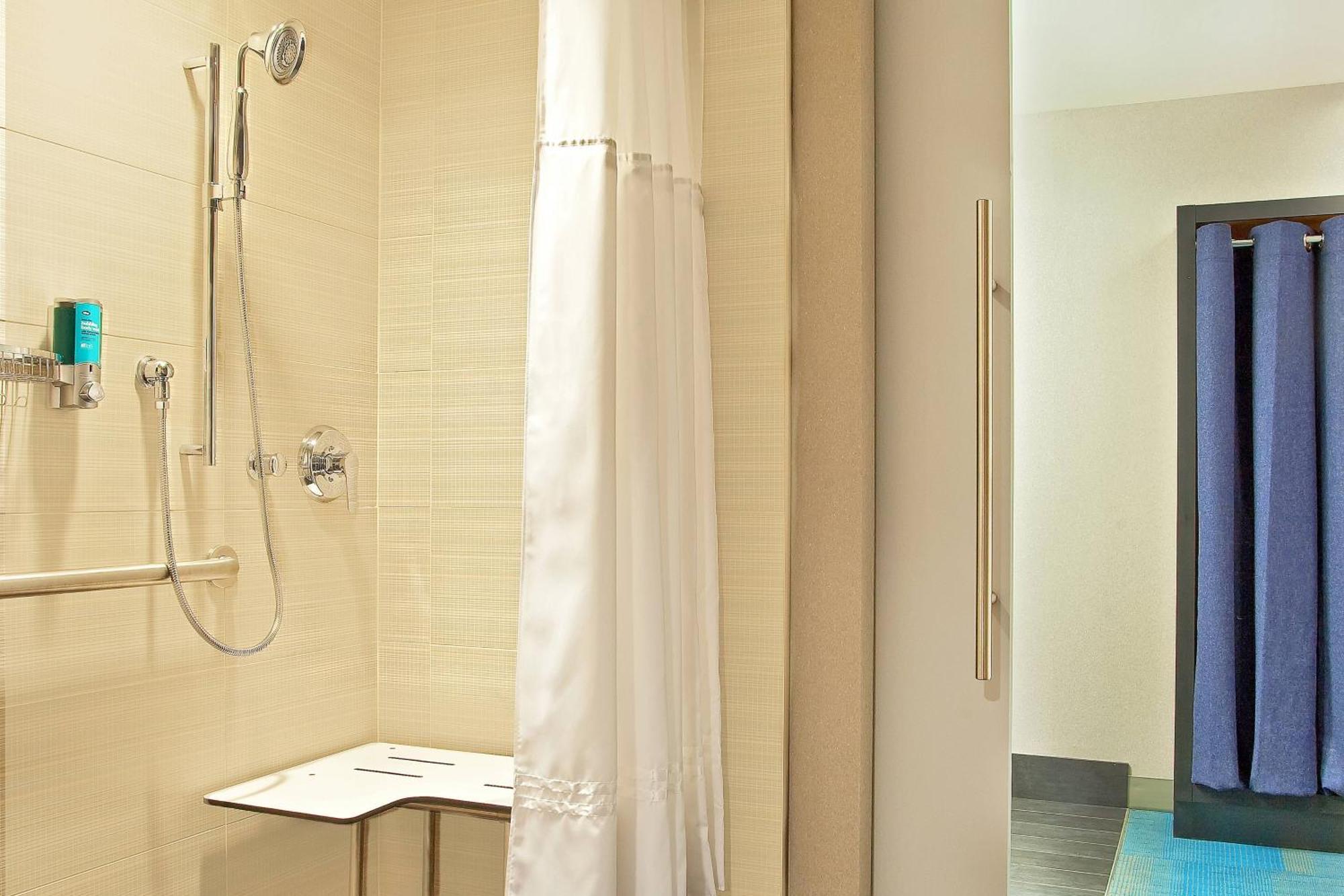 Aloft Chicago Downtown River North Екстериор снимка