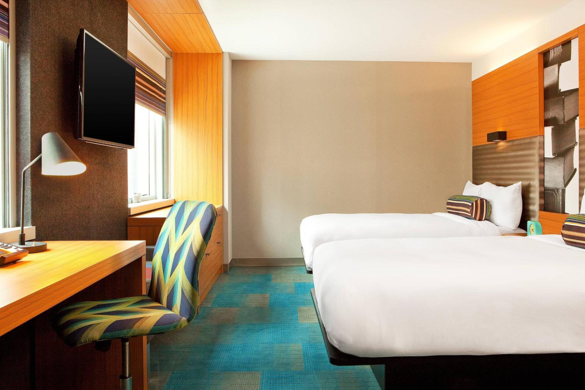 Aloft Chicago Downtown River North Екстериор снимка